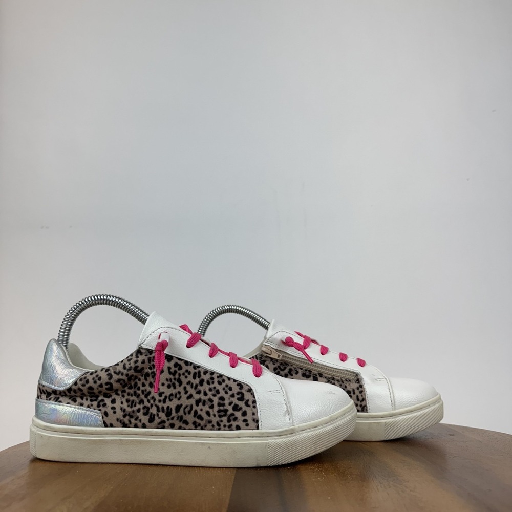 Big Kids Dolce Vita Salister Leopard Print Zip Comfort Casual Low Sneaker Size 5